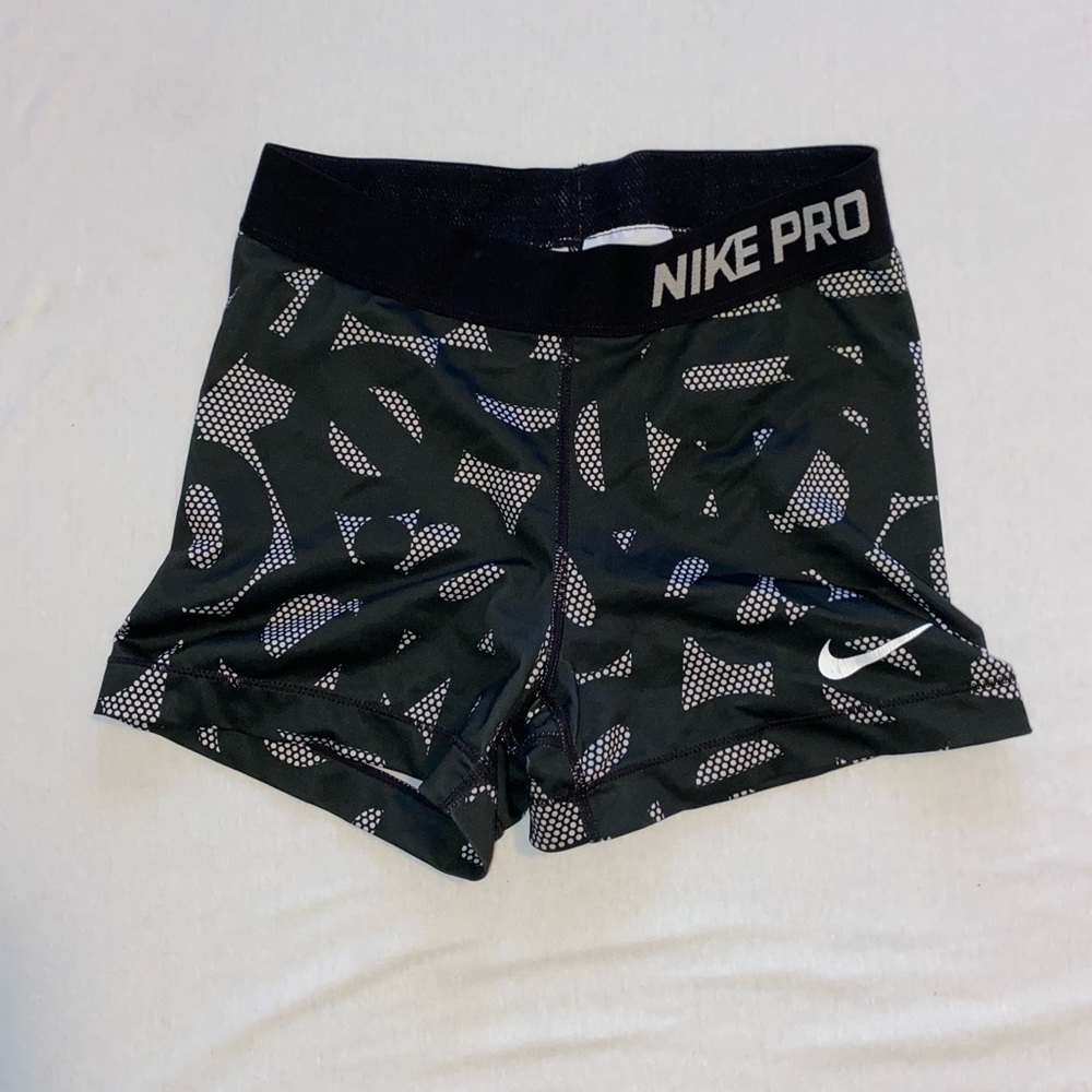Nike Pro Dry Fit Spandex Shorts high waisted